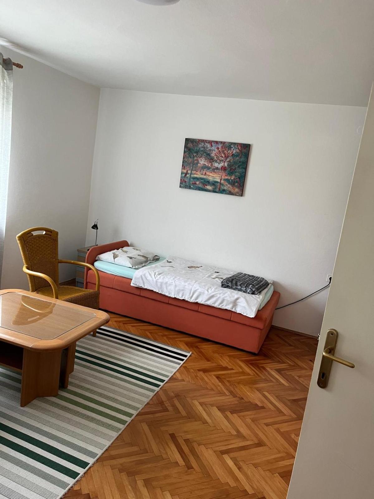 Apartman Ivka Gospic Bagian luar foto